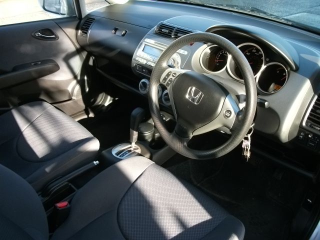 Honda, JAZZ, Hatchback, 2008, Semi-Auto, 1339 (cc), 5 doors
