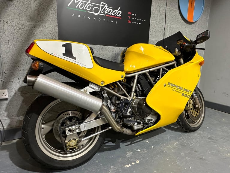 Ducati 900ss Super Light MK3 (Build Number 284)