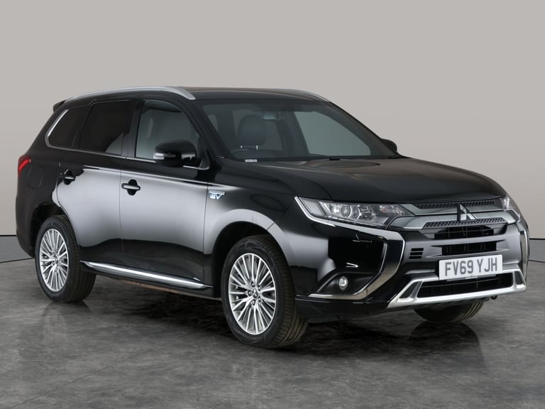 2019 Mitsubishi Outlander 2.4h TwinMotor 13.8kWh Dynamic SUV 5dr Petrol Plug-in Hybrid CVT 4WD Eu...