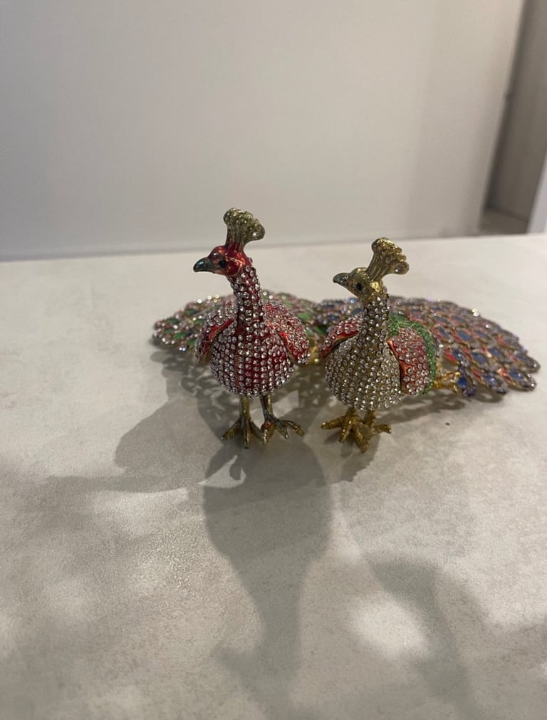 peacock ring holders/decoration