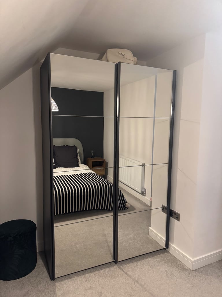 MADE sliding mirror wardrobe 