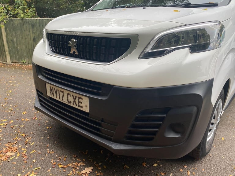 2017 Peugeot Expert 1.6 BlueHDi 1000 S Standard Panel Van MWB Euro 6 6dr PANEL VAN Diesel Manual