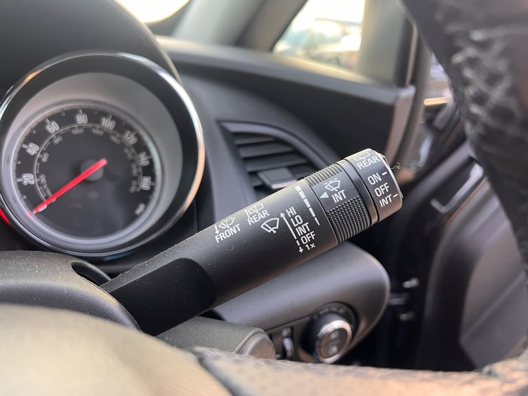 2016 Vauxhall Astra 1.4i Turbo Limited Edition Coupe 3dr Petrol Manual Euro 6