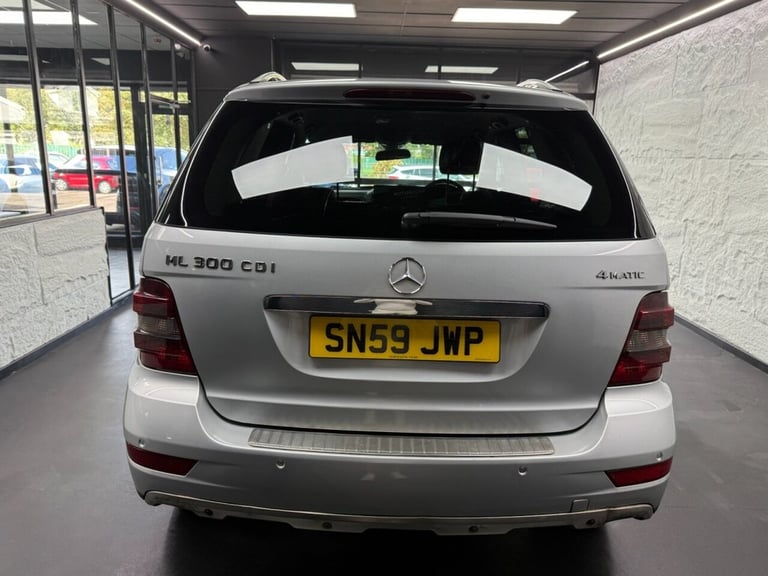 2010 Mercedes-Benz M-Class 3.0 ML300 CDI V6 BlueEfficiency Sport SUV 5dr Diesel Tiptronic 4WD Eur...