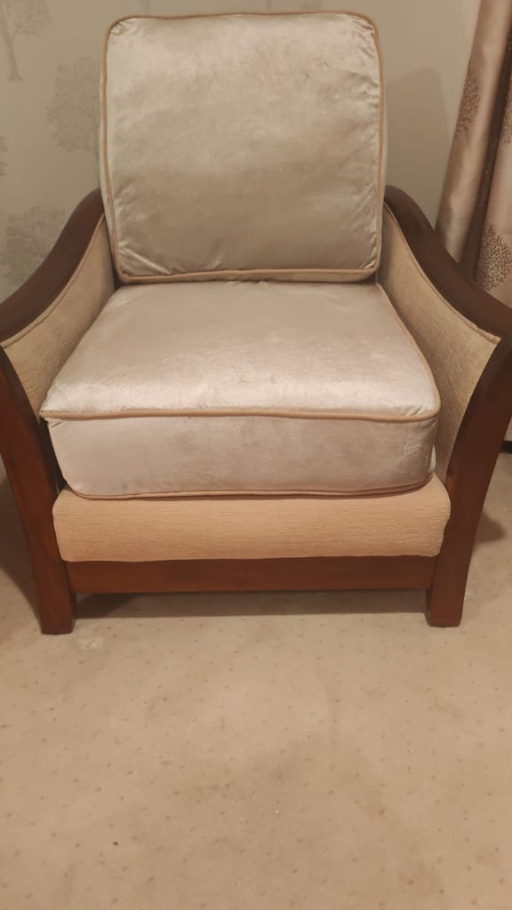 3 Piece Suite mahogany