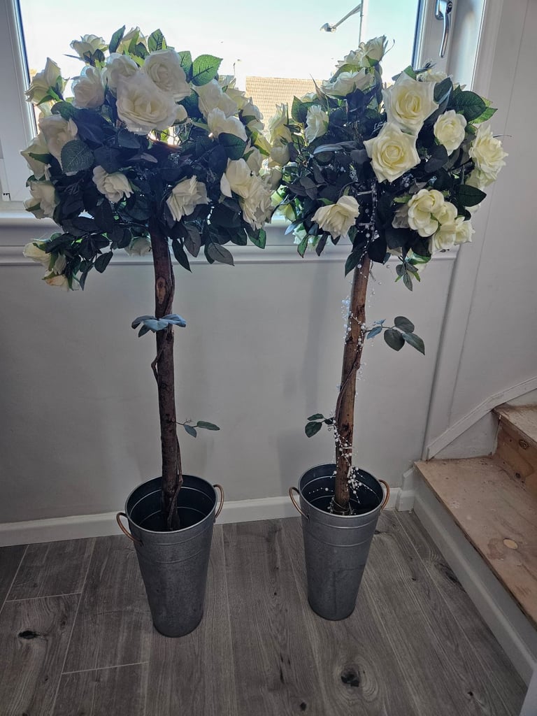 image for Artificial standard roses