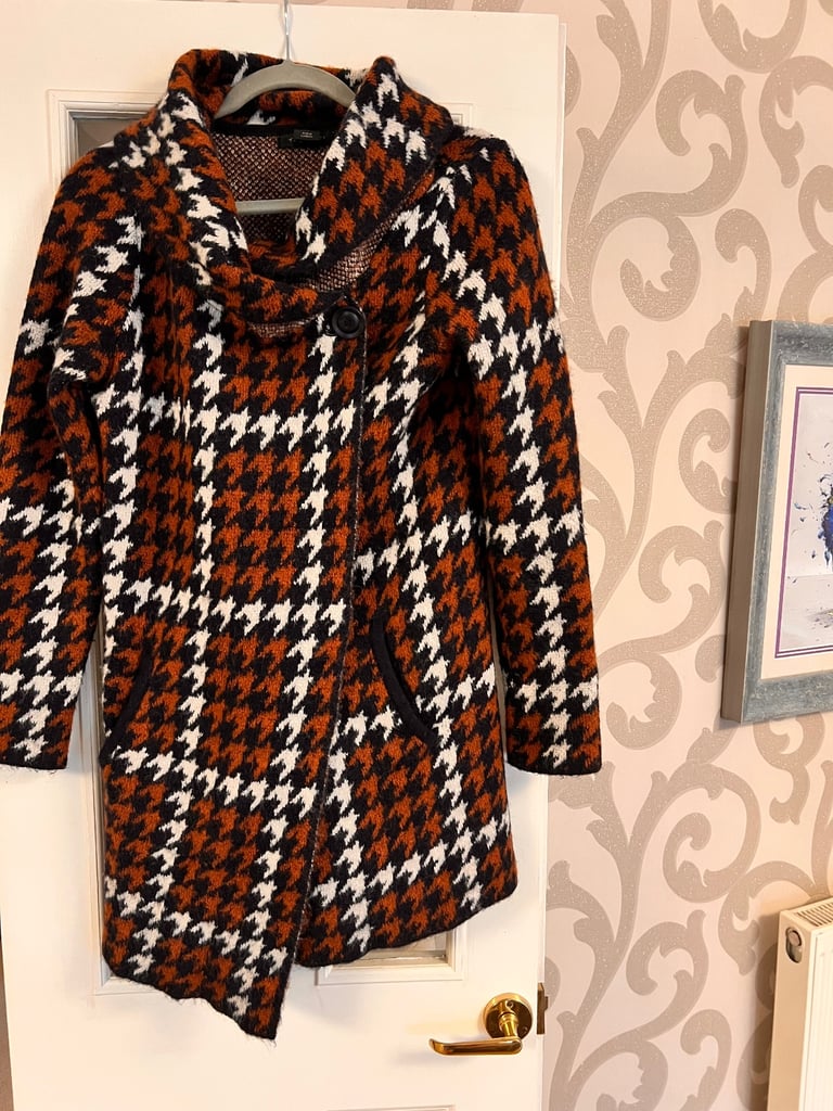 image for Tahari Cardigan