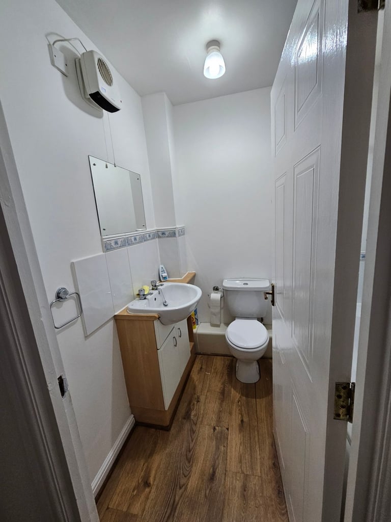 2 bedroom flat to Rent - Paisley