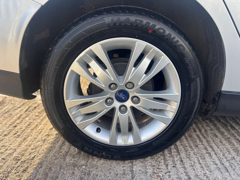 2014 Ford Focus 1.6 Focus Titanium Navigator TDCi 5dr Estate Diesel Manual