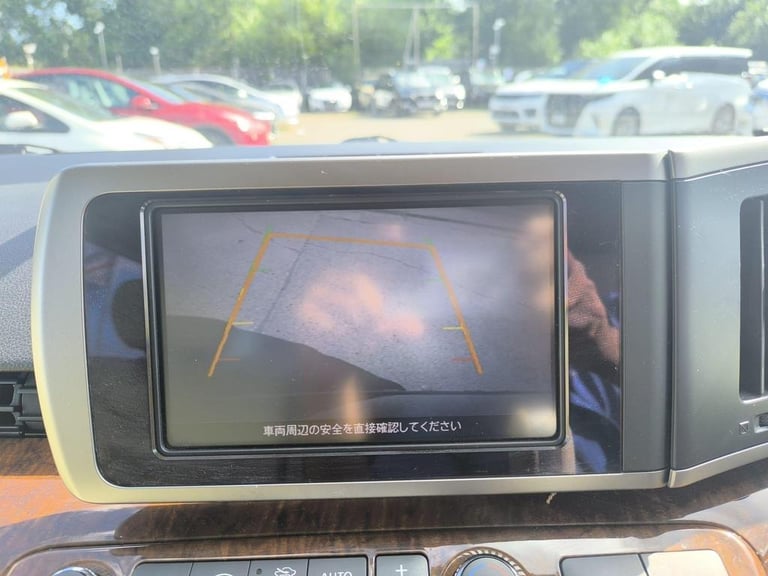 2008 Nissan Elgrand 2.5 Petrol 8 Seats Automatic Camper Van Roof LED TV ULEZ Free MPV Petrol Auto...