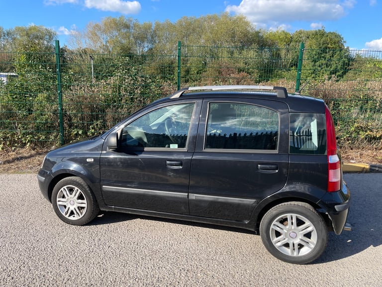FIAT PANDA 1.2 DYNAMIC 61 REG BLACK 5 DOOR 12 MONTHS MOT ROAD TAX £35 LOW INSURANCE 50+MPG