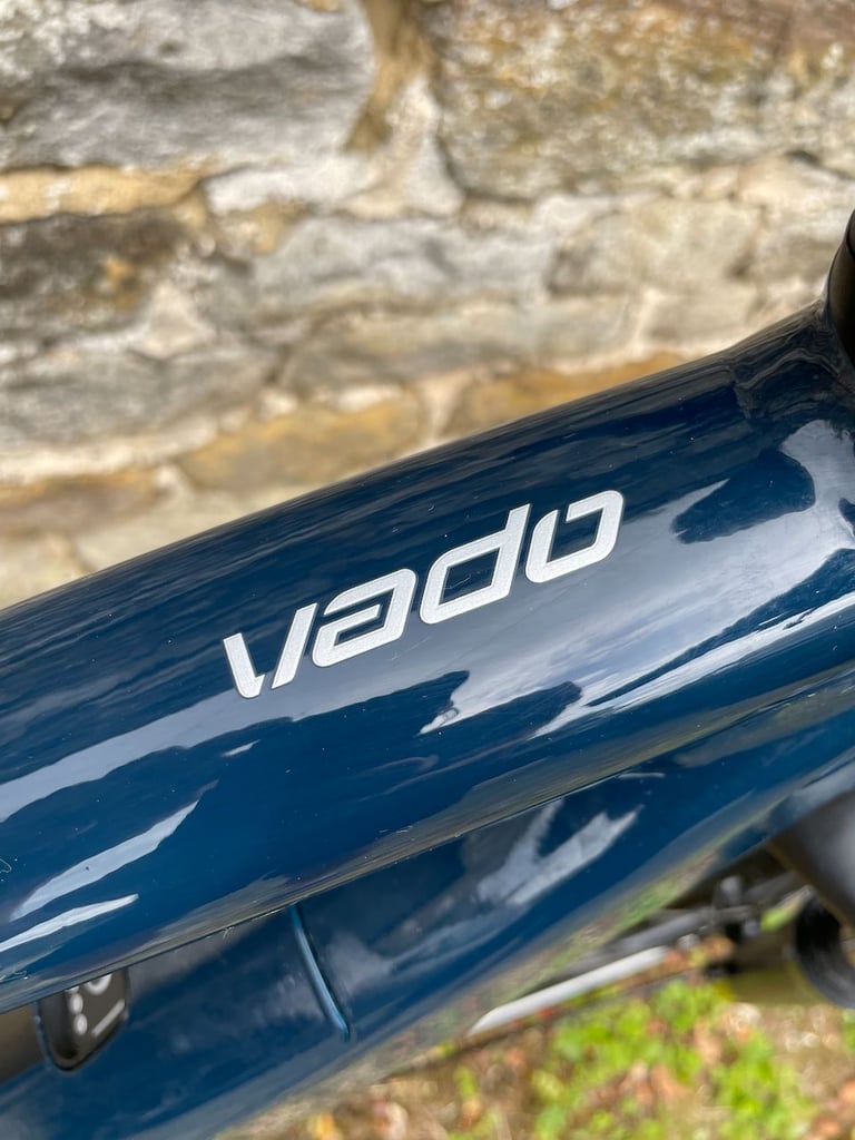 Specialized Turbo Vado 3.0 Electric Bike 2021 w Rack, Lights + Mudguards Great Condition