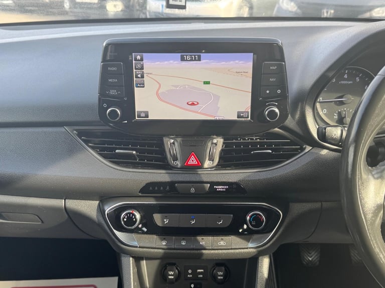 2018 Hyundai i30 1.0 T-GDi Blue Drive SE Nav Euro 6 (s/s) 5dr HATCHBACK Petrol Manual