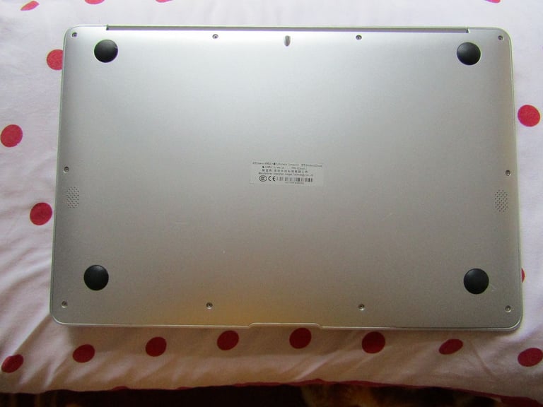 silver JOOMPER 14inch laptop tools in good condition lightly used 64GB own charger