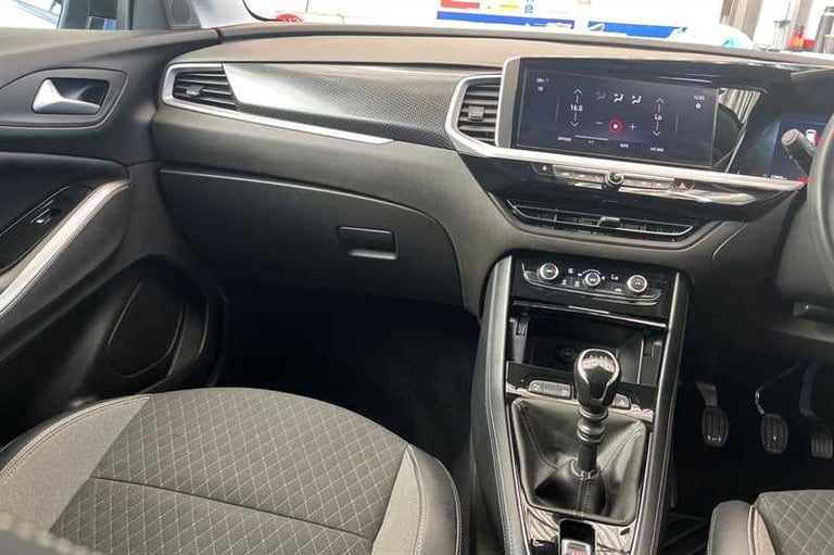 2022 Vauxhall Grandland 1.2 Turbo GS Line 5dr HATCHBACK PETROL Manual