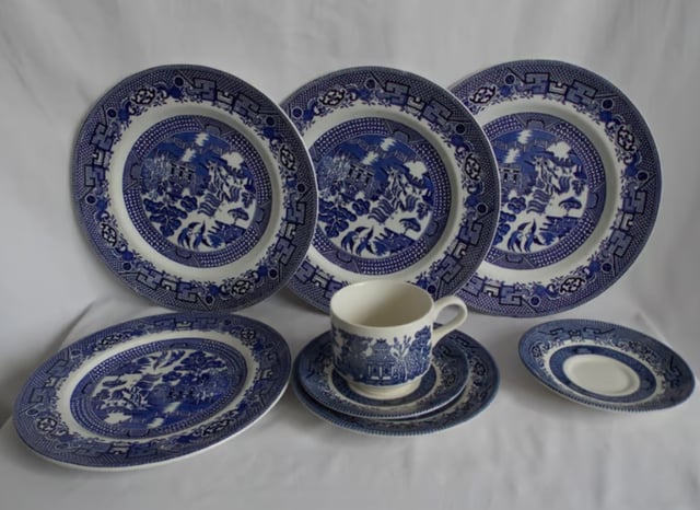 Vintage Old Willow Staffordshire Churchill Blue & White Plates Trio Cup  Saucer | in Locks Heath, Hampshire | Gumtree