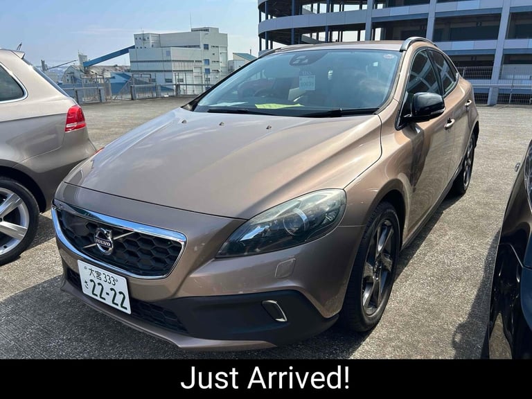 image for 2014 Volvo V40 Cross Country 2.0 T5 Lux Nav Hatchback 5dr Petrol Geartronic AWD Euro 6 (s/s) (245...