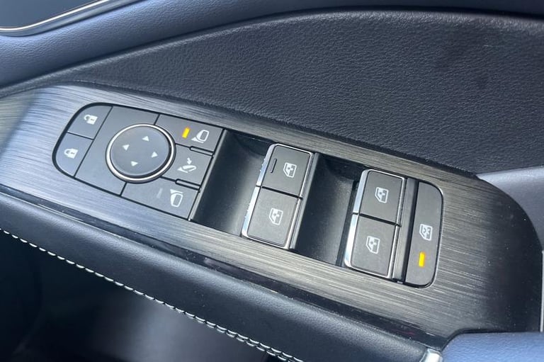 2022 Nissan Qashqai 1.3 DiG-T MH 158 Tekna [Bose] 5dr Manual Hatchback Petrol Manual