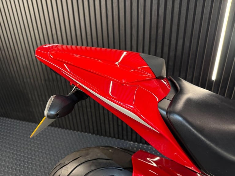 2014 Honda CBR1000RR Fireblade 1000