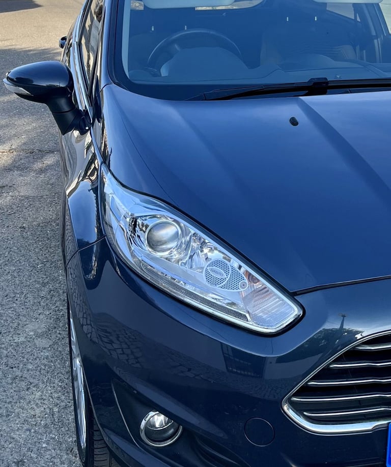Ford Fiesta 2015 Headlights Genuine Ford L + R, Used  MODEL JA8