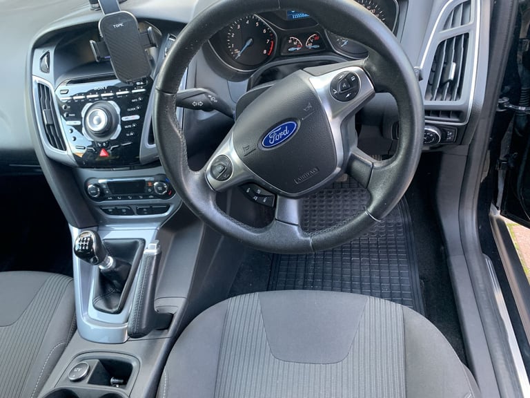 Ford, FOCUS, Hatchback, 2013, Manual, 998 (cc), 5 doors