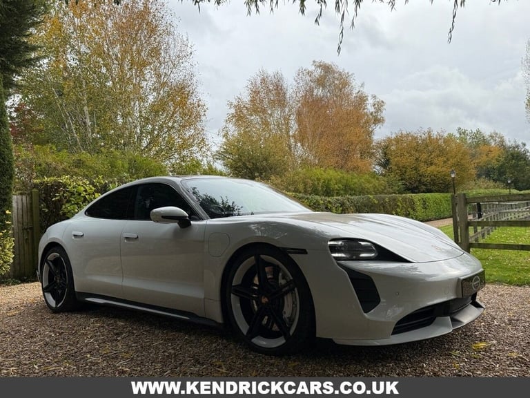 2020 70 PORSCHE TAYCAN PERFORMANCE PLUS 93.4KWH TURBO SALOON 4DR ELECTRIC AUTO 4