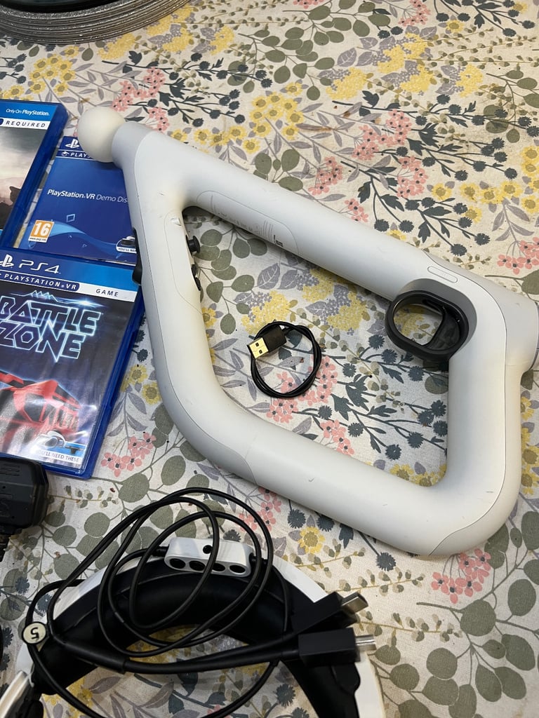 PS4 PSVR BUNDLE GEN 1 CUH‑ZVR1 COMPLETE SET UP NO BOX