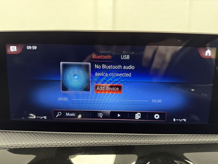 2020 Mercedes-Benz A-Class 1.5 A180d AMG Line (Premium Plus 2) Hatchback 5dr Diesel 7G-DCT Euro 6...