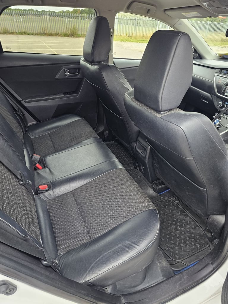 2014 UK TOYOTA AURIS TOURING SPORT HYBRID EXCEL £20 TAX ULEZ ✅