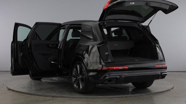 2025 Audi Q7 55 TFSI Quattro Black Edition 5dr Tiptronic ESTATE PETROL Automatic