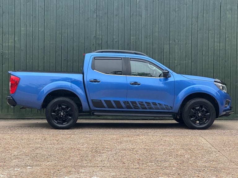 2020 Nissan Navara Double Cab Pick Up N-Guard 2.3dCi 190 TT 4WD Auto PICK UP DIESEL Automatic