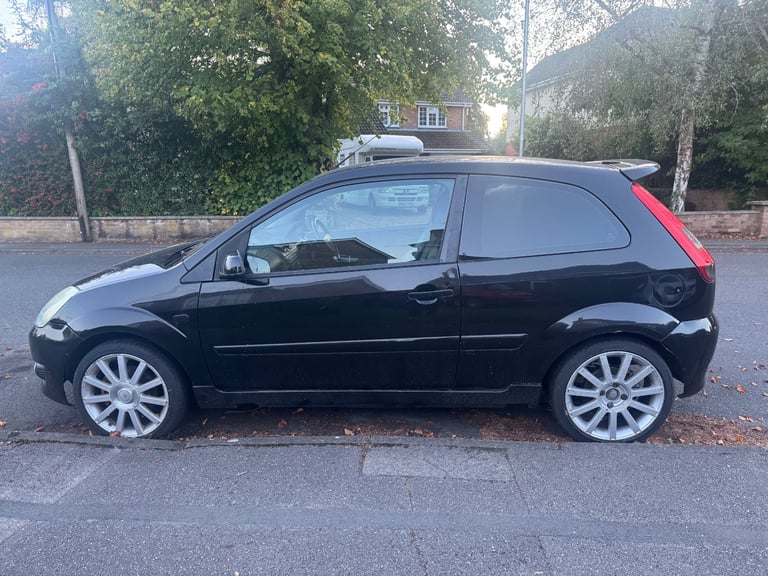 Ford, FIESTA, Hatchback, 2005, Manual, 1999 (cc),3 doors - Image 3
