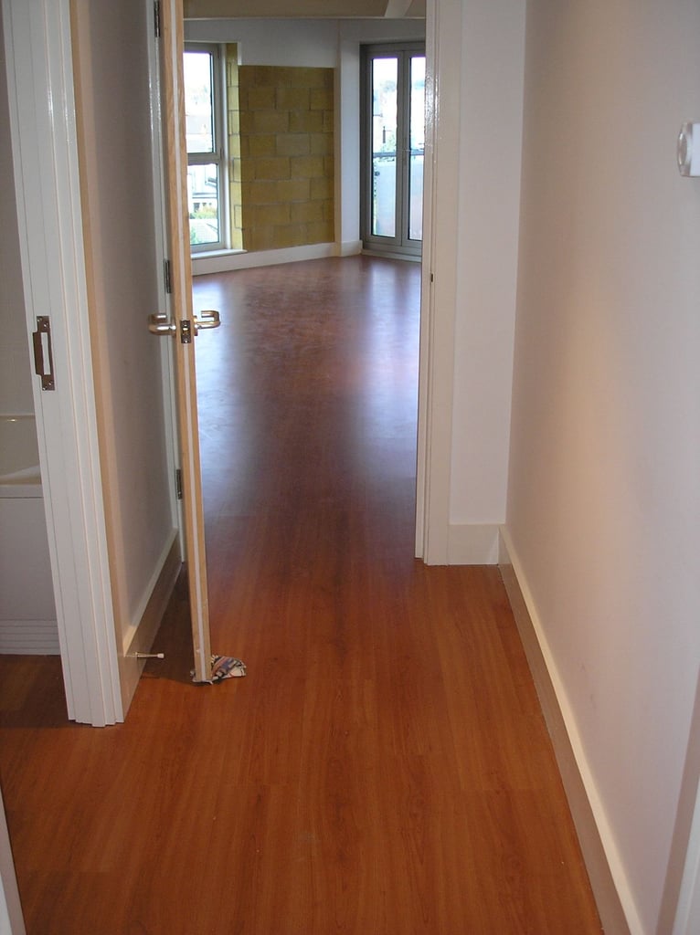  Modern Spacious Double One Bedroom 3rd Floor Apartment with Balcony at City Lofts Roath