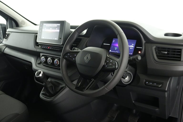 2025 Renault Trafic LL30 Blue dCi 130 Advance [Safety] Panel Van Diesel Manual
