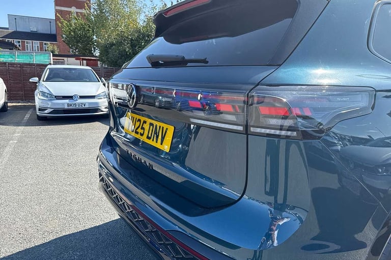 2025 Volkswagen Tiguan 2.0 TSI 265 4Motion Black Edition 5dr DSG SUV Petrol Automatic