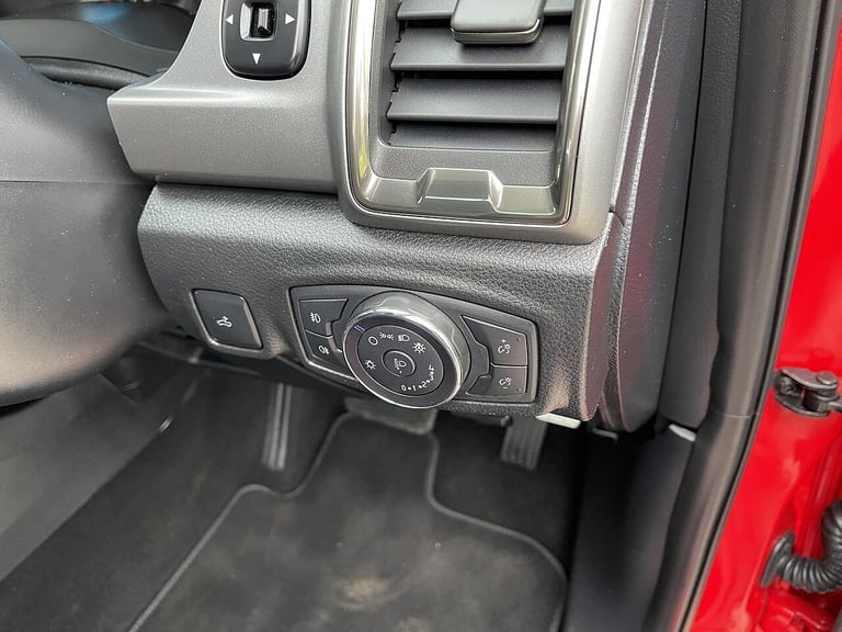 2021 Ford Ranger Ranger 2.0 EcoBlue Limited Auto 4WD Euro 6 (s/s) 4dr PICK UP Diesel Automatic