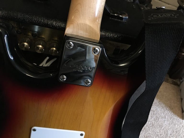 Tenson strat with Marshall amp