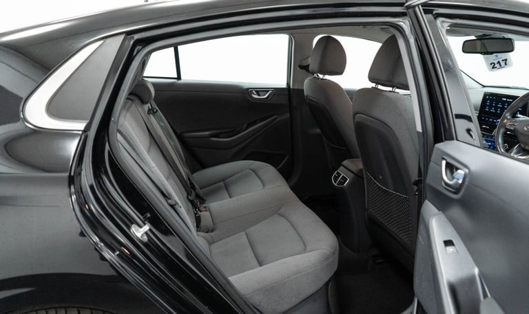 2022 72 HYUNDAI IONIQ 1.6 H-GDI PREMIUM HATCHBACK 5DR PETROL HYBRID DCT EURO 6 (