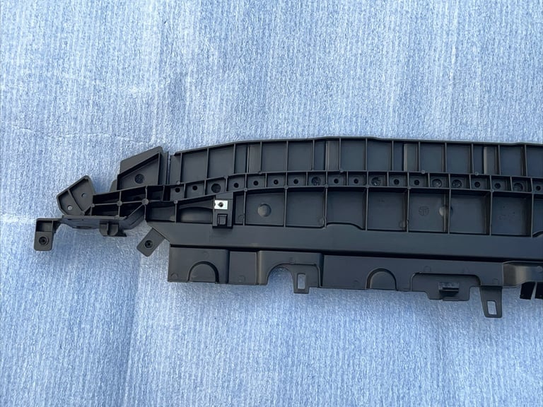 Citroen C3 - Front Bumper Carrier Reinforcement Bar Lower - 2010 - 16