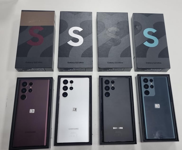 image for SAMSUNG S22 ULTRA LIKE NEW BOX