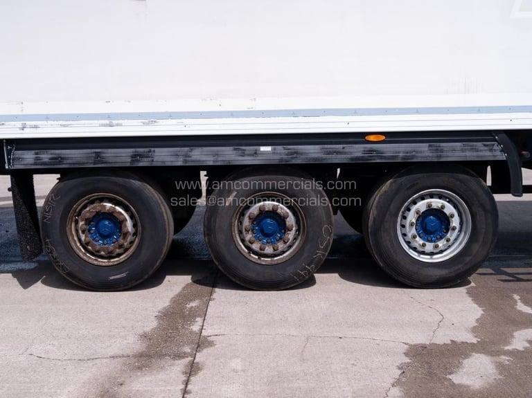 GRAY & ADAMS TWIN EVAP FRIDGE TRAILER