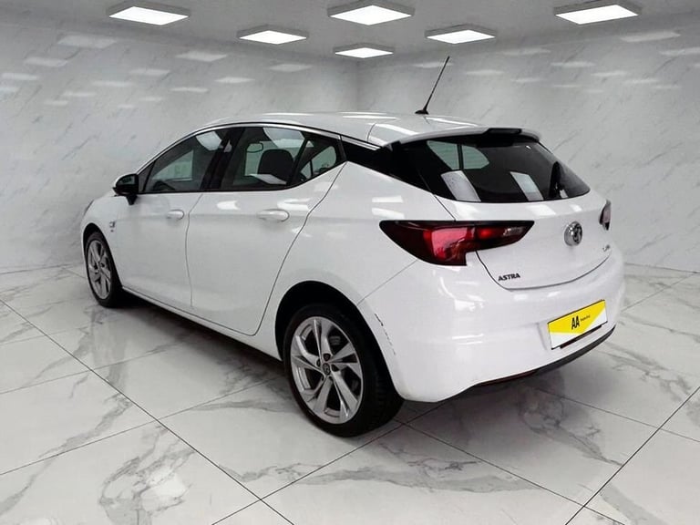 2018 Vauxhall Astra 1.4i Turbo SRi Hatchback 5dr Petrol Manual Euro 6 (150 ps) Hatchback Petrol M...