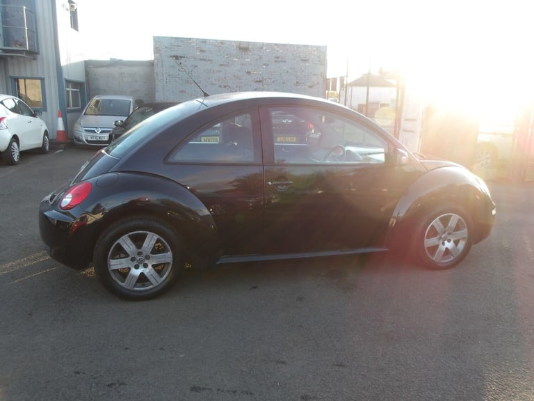 2011 Volkswagen Beetle 1.4 16V Luna Euro 4 3dr HATCHBACK Petrol Manual