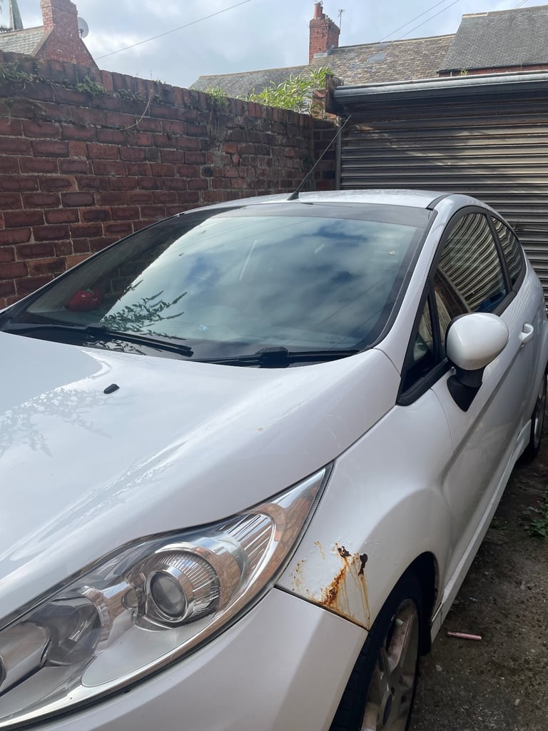 Ford, FIESTA, Hatchback, 2012, Manual, 1596 (cc),3 doors - Image 5