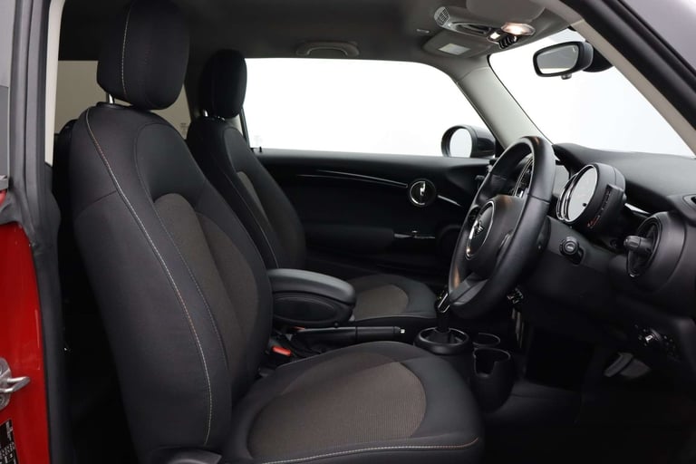 2021 MINI Hatch 1.5 Cooper Classic Auto 3dr Hatchback Petrol Automatic