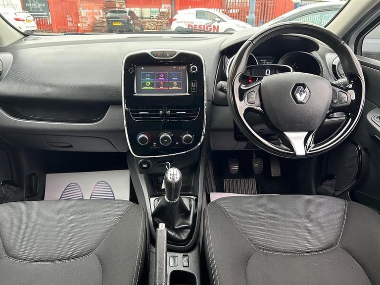 2016 Renault Clio 1.2 16V Dynamique Nav 5dr HATCHBACK PETROL Manual