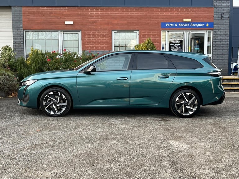 2024 Peugeot 308 SW 1.2 PureTech Allure Estate 5dr Petrol EAT Euro 6 (s/s) (130 ps) ESTATE Petrol...