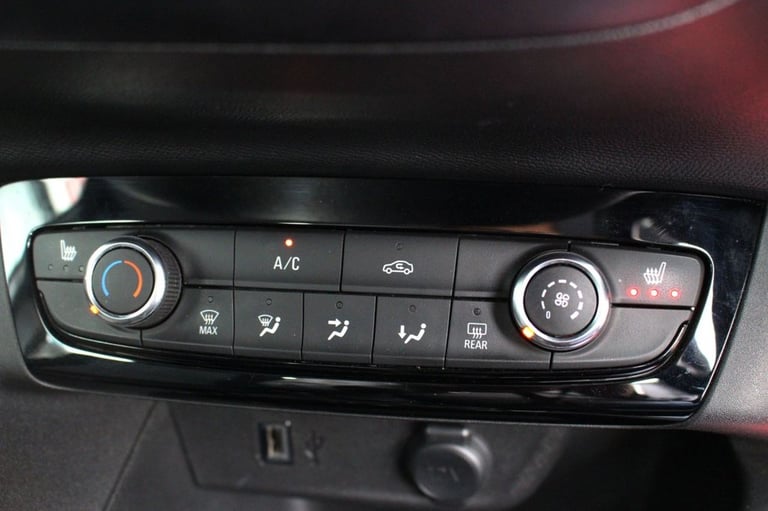 2020 70 VAUXHALL CORSA 1.5 TURBO D SE PREMIUM HATCHBACK 5DR DIESEL MANUAL EURO 6