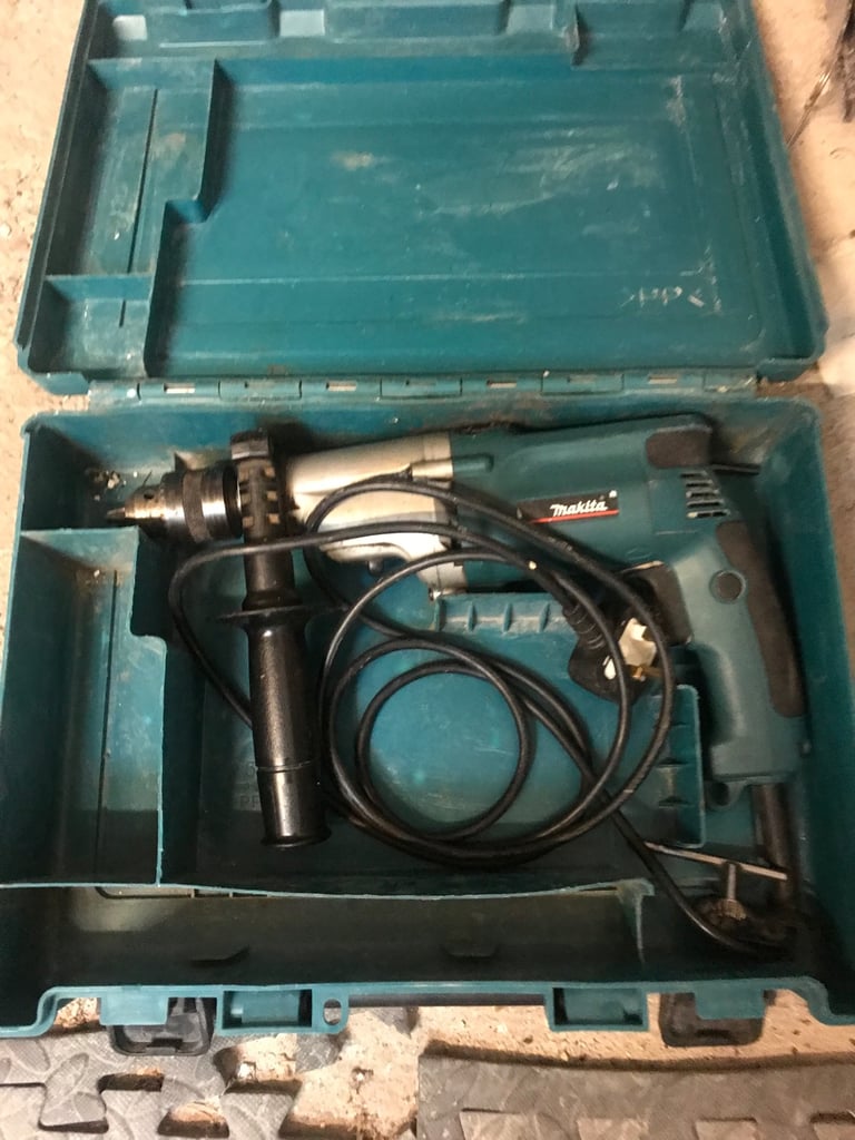 Makita HP20250 drill- Spare or repair