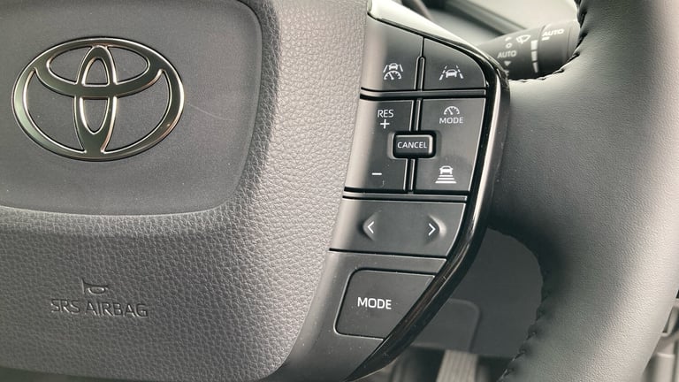 2025 Toyota Prius 2.0 PHEV Design 5dr CVT HATCHBACK PETROL/ELECTRIC Automatic